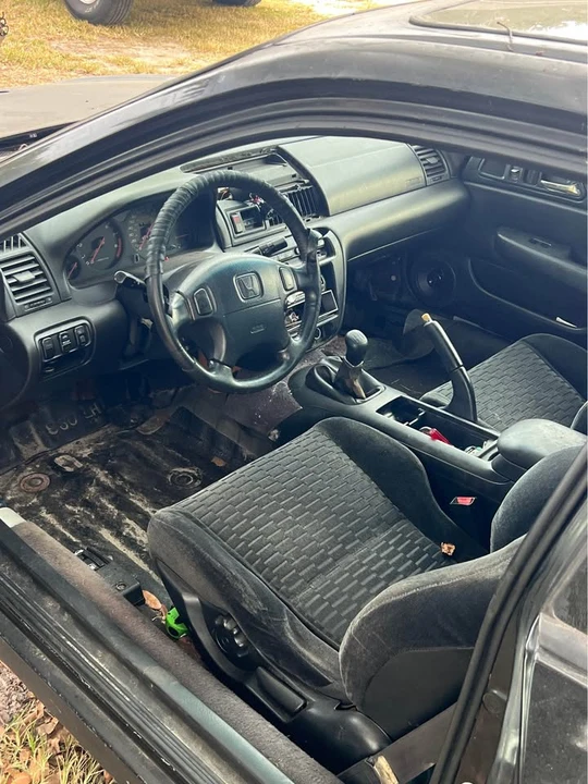 1998 Honda Prelude 5th Gen - Image 10 of 17