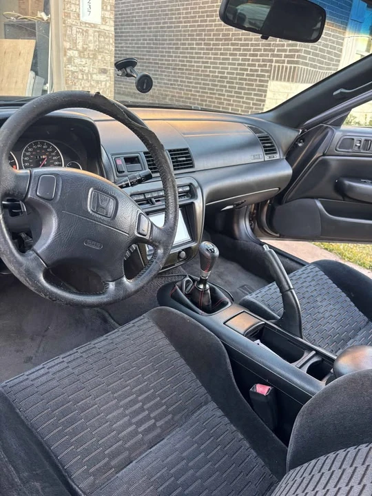 1998 Honda Prelude 5th Gen - Image 11 of 13