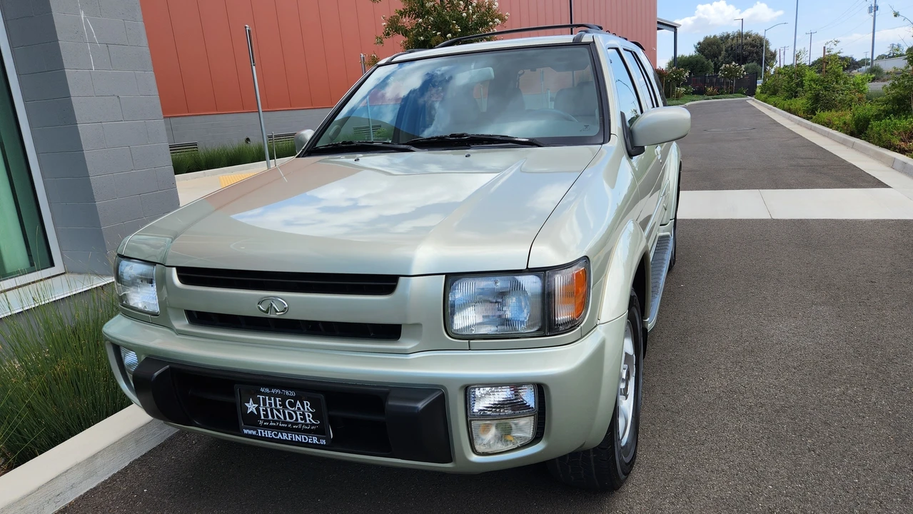 1998 Infiniti QX4 - Image 12 of 31
