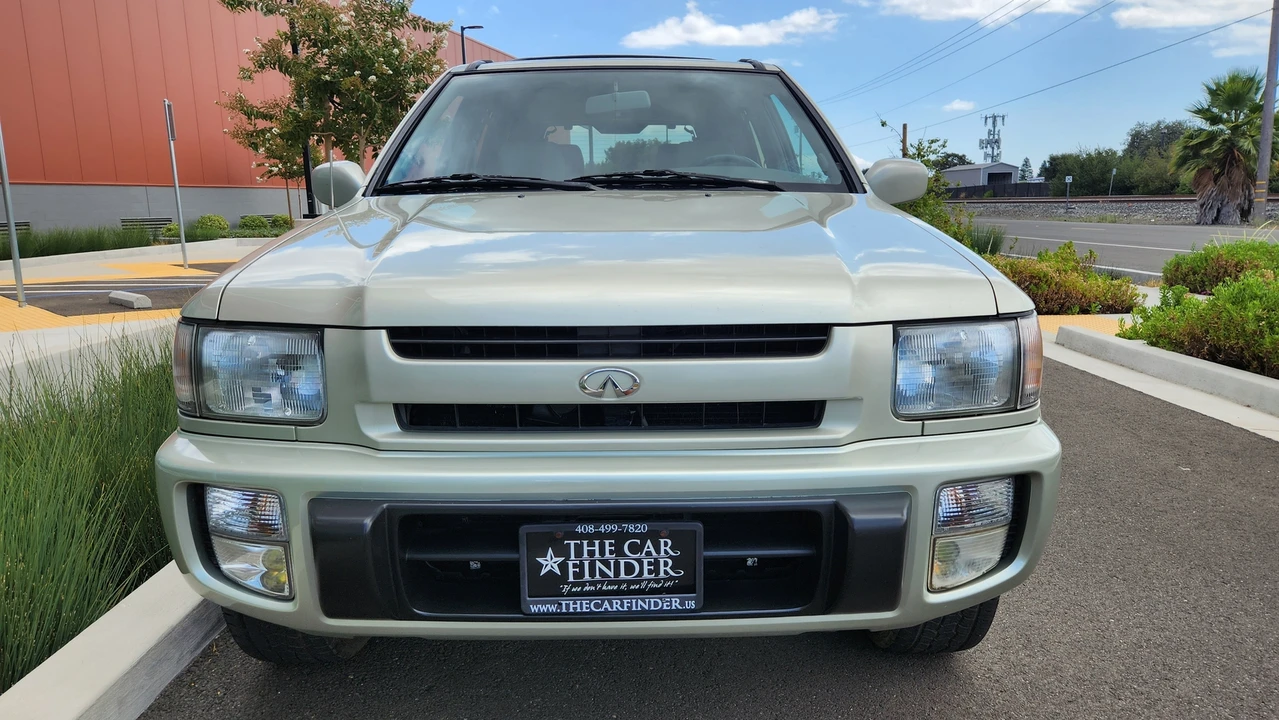 1998 Infiniti QX4 - Image 9 of 31