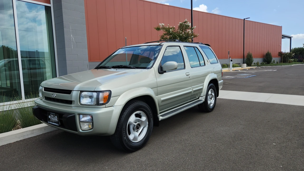 1998 Infiniti QX4 - Image 15 of 31