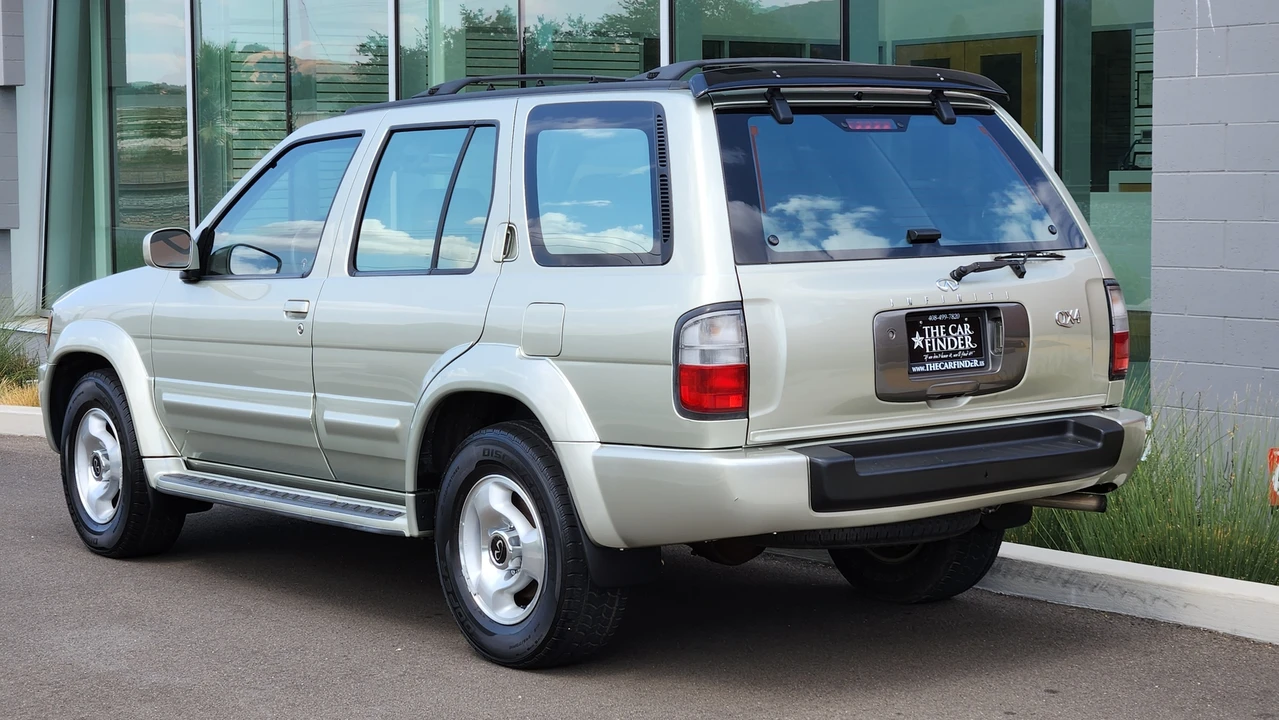 1998 Infiniti QX4 - Image 23 of 31