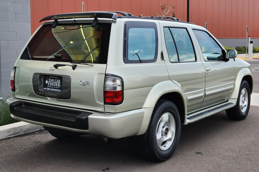 1998 Infiniti QX4 - Image 4 of 31