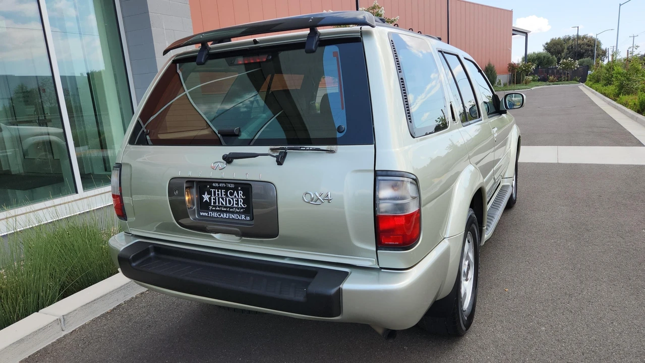 1998 Infiniti QX4 - Image 20 of 31