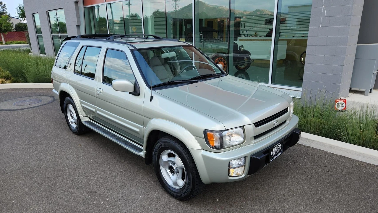 1998 Infiniti QX4 - Image 29 of 31