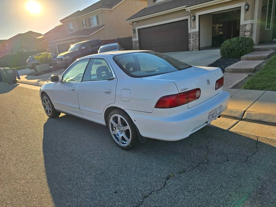1998 Acura Integra 3rd Gen - Image 4 of 10