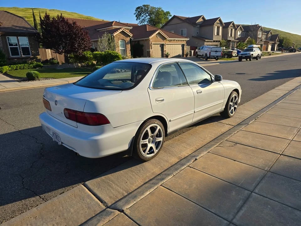 1998 Acura Integra 3rd Gen - Image 3 of 10