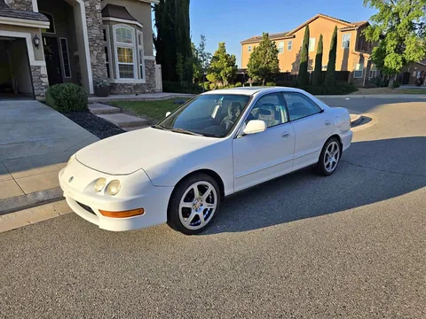 1998 Acura Integra LS 4-Door