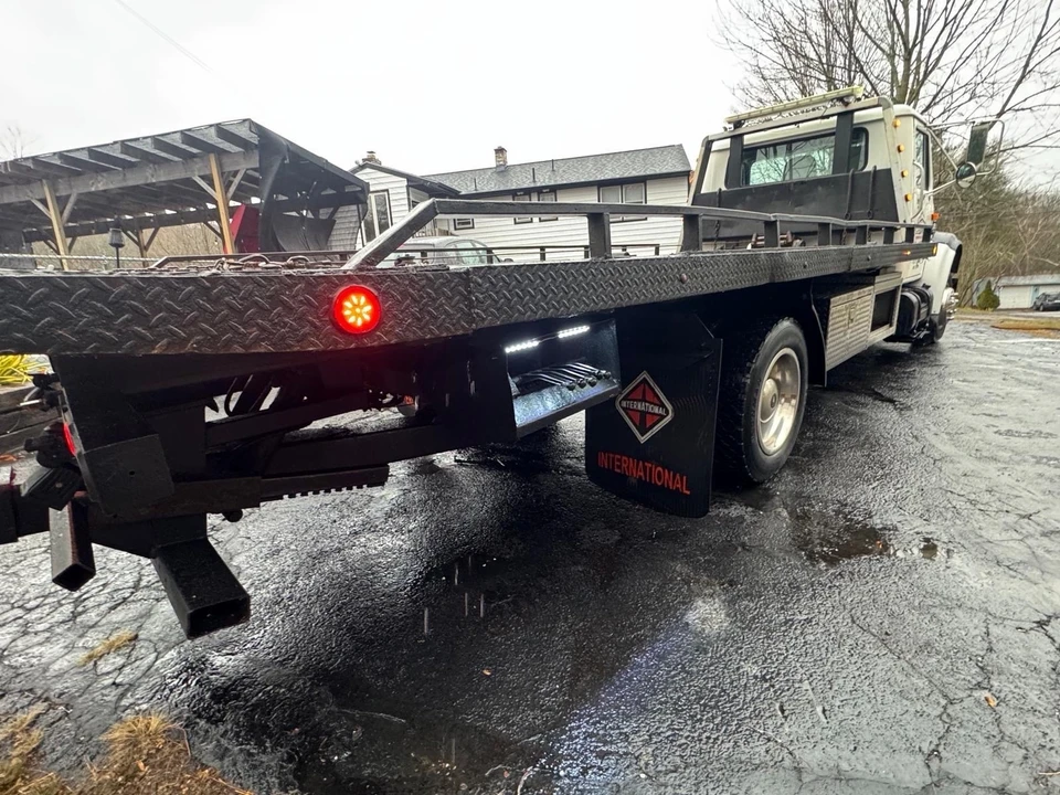 1998 International Harvester Pickup - Image 11 of 19