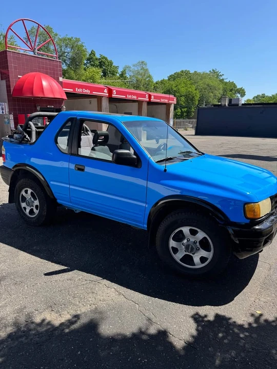 1998 Isuzu - Image 3 of 13