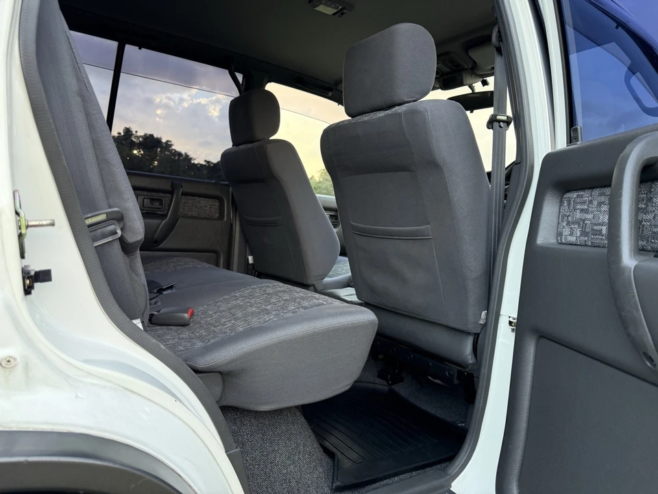 1998 Isuzu Trooper - Image 31 of 31