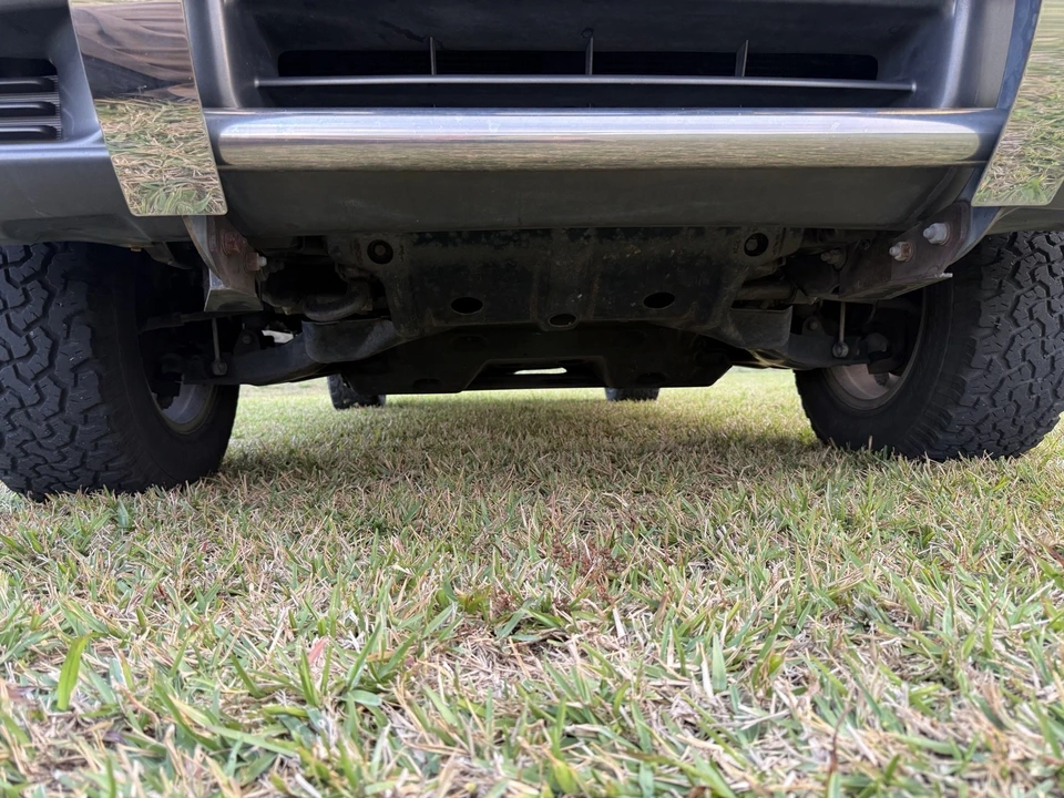 1998 Isuzu Trooper - Image 11 of 30