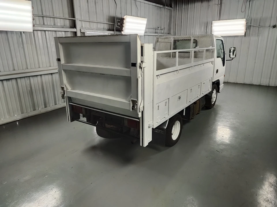 1998 Isuzu Elf - Image 7 of 31