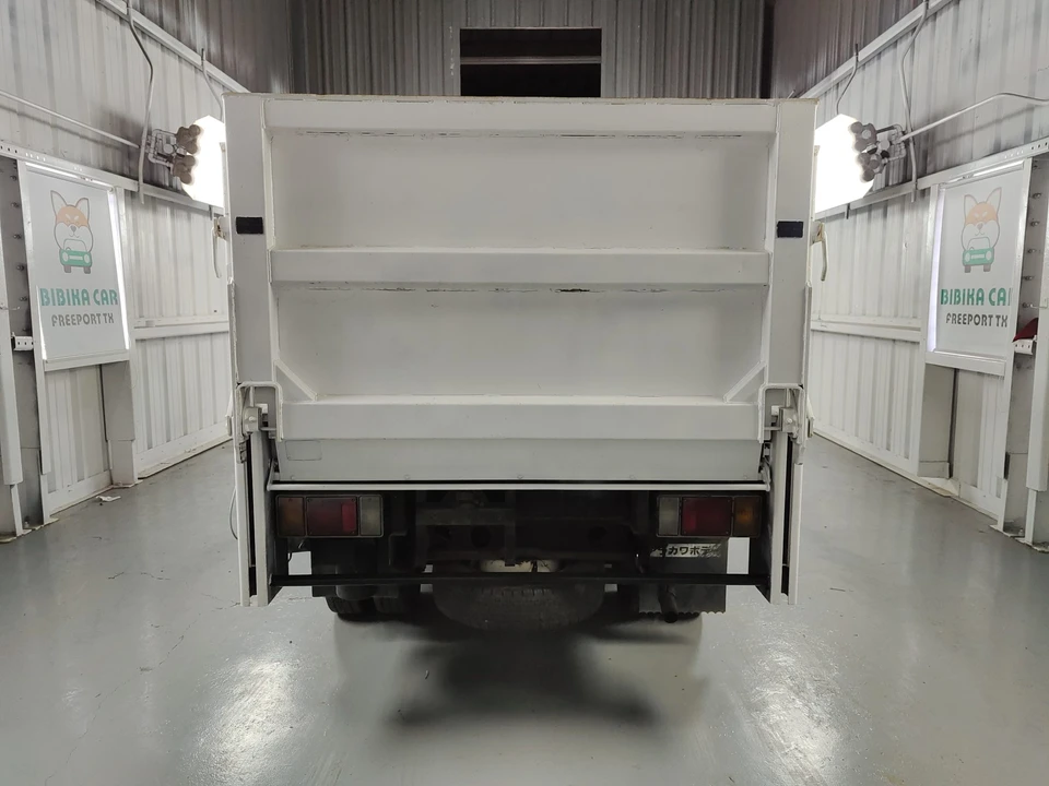 1998 Isuzu Elf - Image 17 of 31
