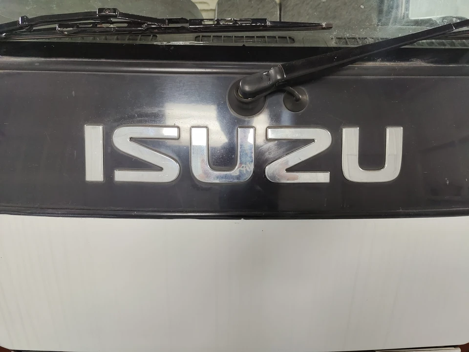 1998 Isuzu Elf - Image 22 of 31