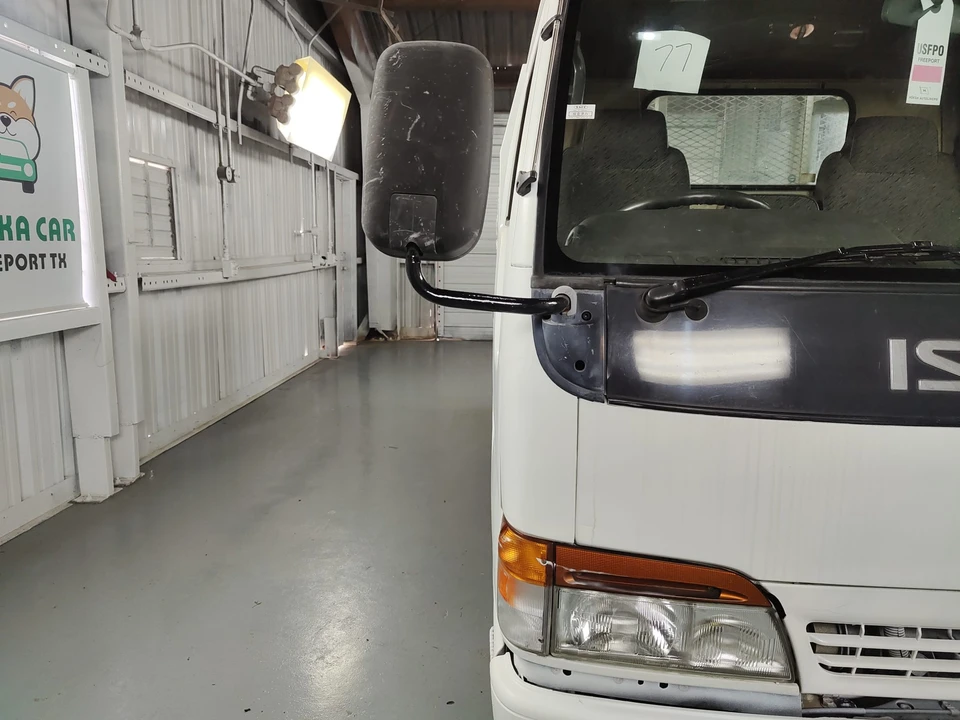 1998 Isuzu Elf - Image 9 of 31