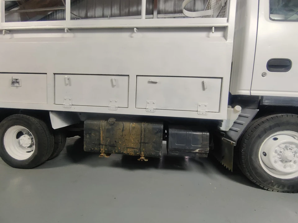 1998 Isuzu Elf - Image 20 of 31