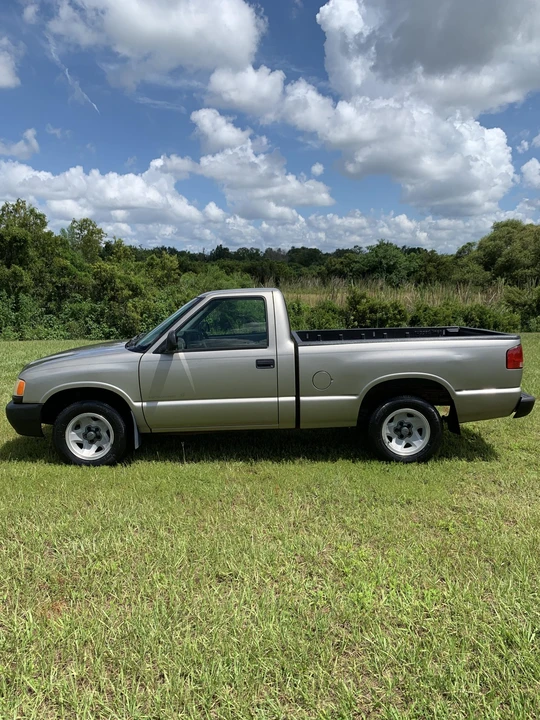 1998 Isuzu - Image 4 of 31