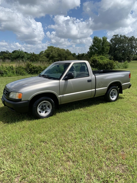 1998 Isuzu - Image 3 of 31