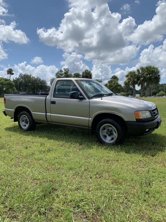 1998 Isuzu - Image 13 of 31