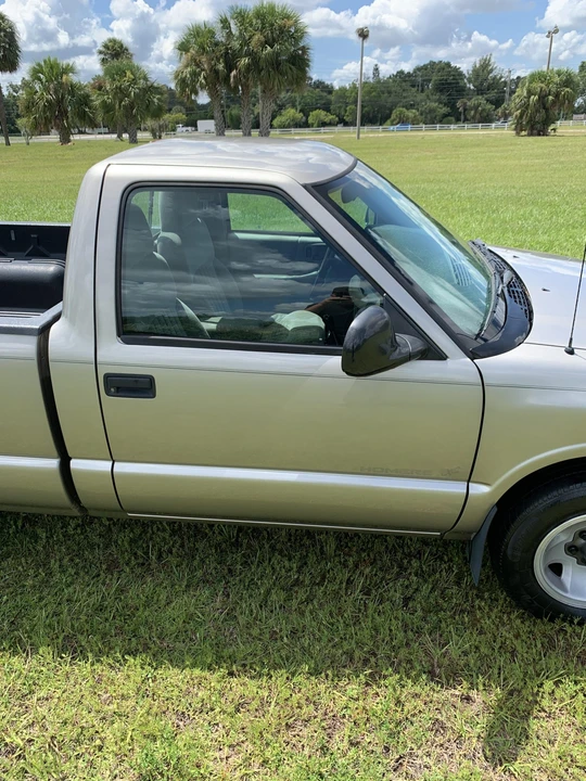1998 Isuzu - Image 25 of 31
