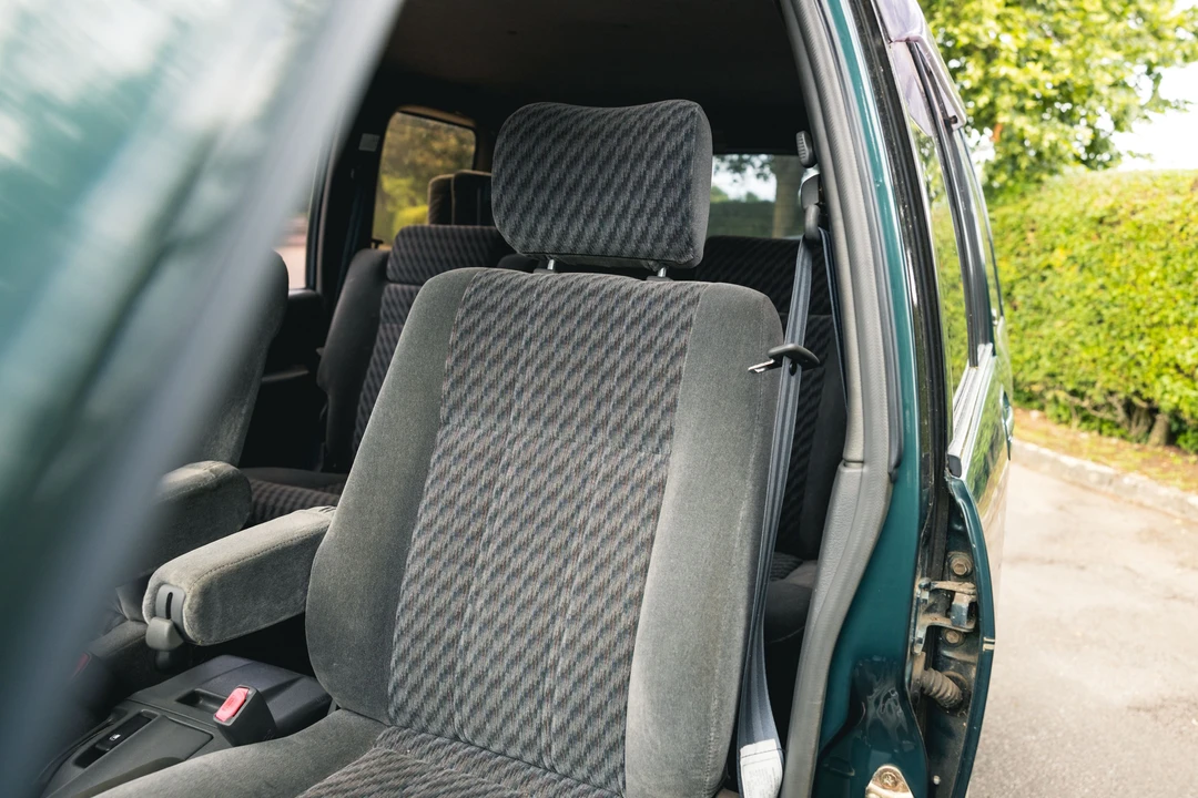 1998 Isuzu Trooper - Image 21 of 31