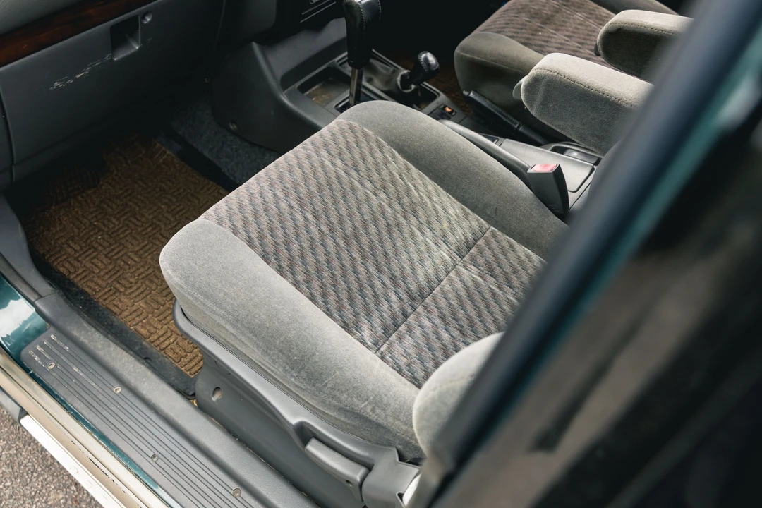 1998 Isuzu Trooper - Image 22 of 31