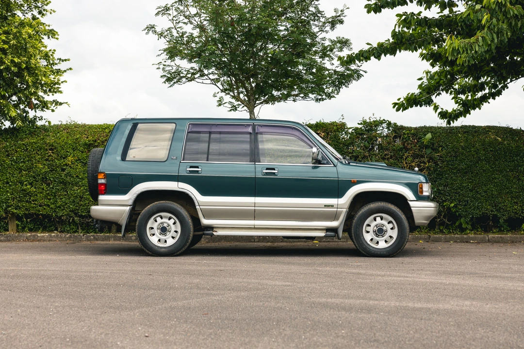 1998 Isuzu Trooper - Image 3 of 31