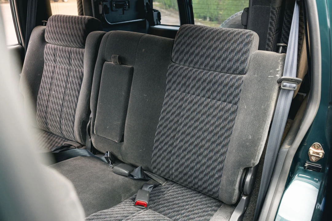 1998 Isuzu Trooper - Image 24 of 31