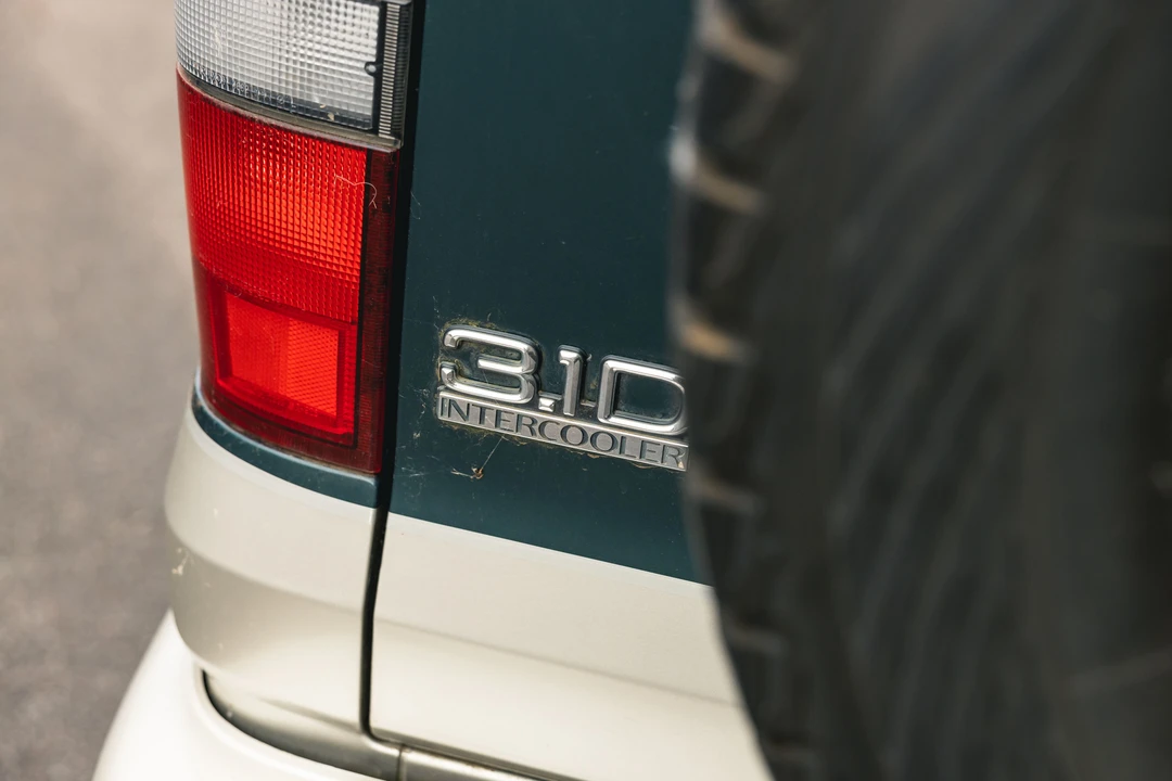 1998 Isuzu Trooper - Image 18 of 31