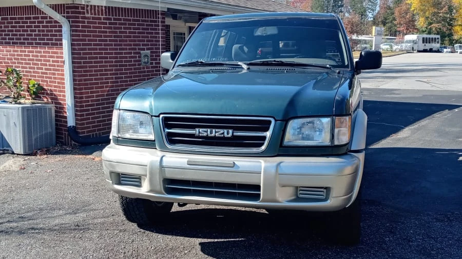 1998 Isuzu Trooper - Image 3 of 13