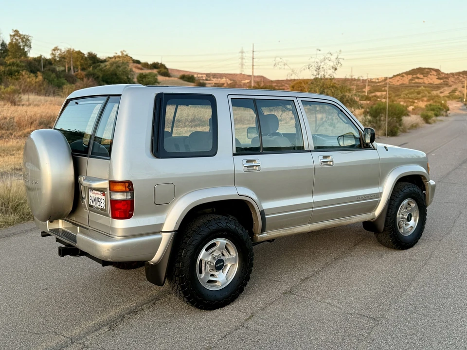 1998 Isuzu Trooper - Image 31 of 31