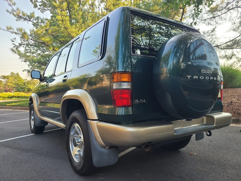 1998 Isuzu Trooper - Image 7 of 31