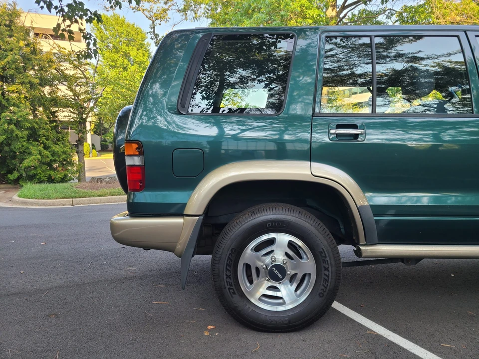 1998 Isuzu Trooper - Image 26 of 31