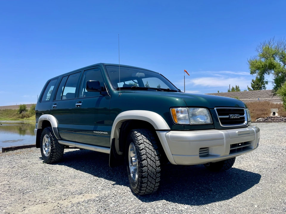 1998 Isuzu Trooper - Image 21 of 31