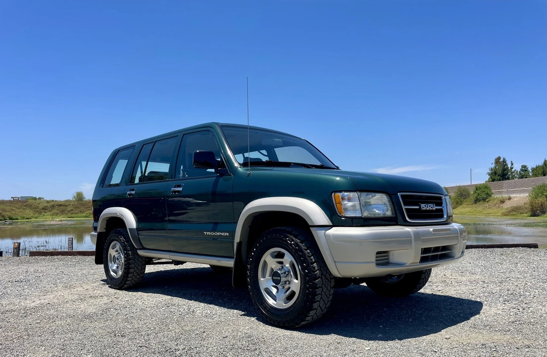 1998 Isuzu Trooper - Image 19 of 31