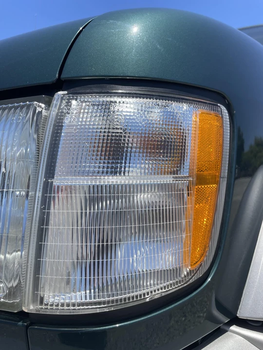 1998 Isuzu Trooper - Image 31 of 31