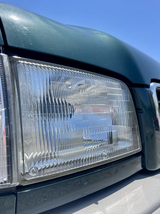 1998 Isuzu Trooper - Image 25 of 31