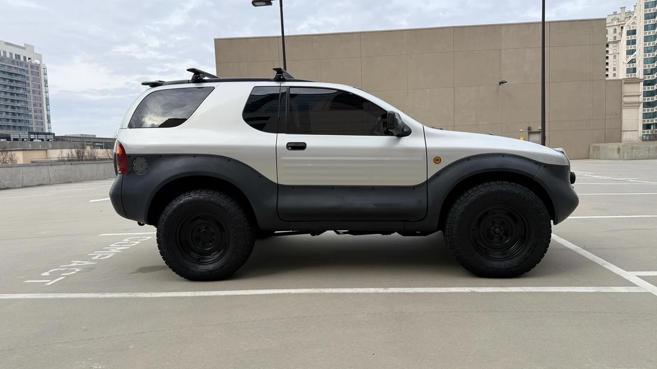 1998 Isuzu VehiCROSS - Image 13 of 21