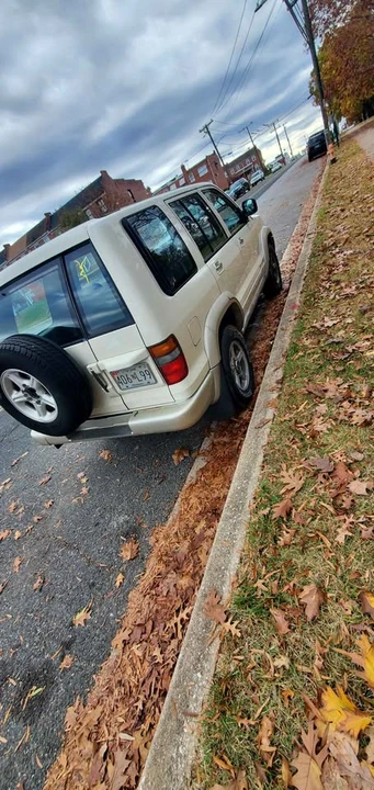 1998 Isuzu Rodeo - Image 3 of 7