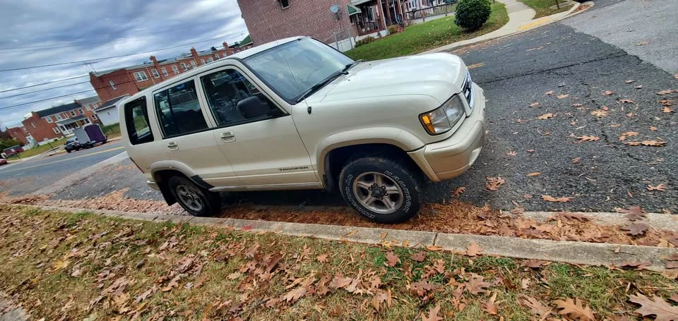 1998 Isuzu Rodeo - Image 2 of 7