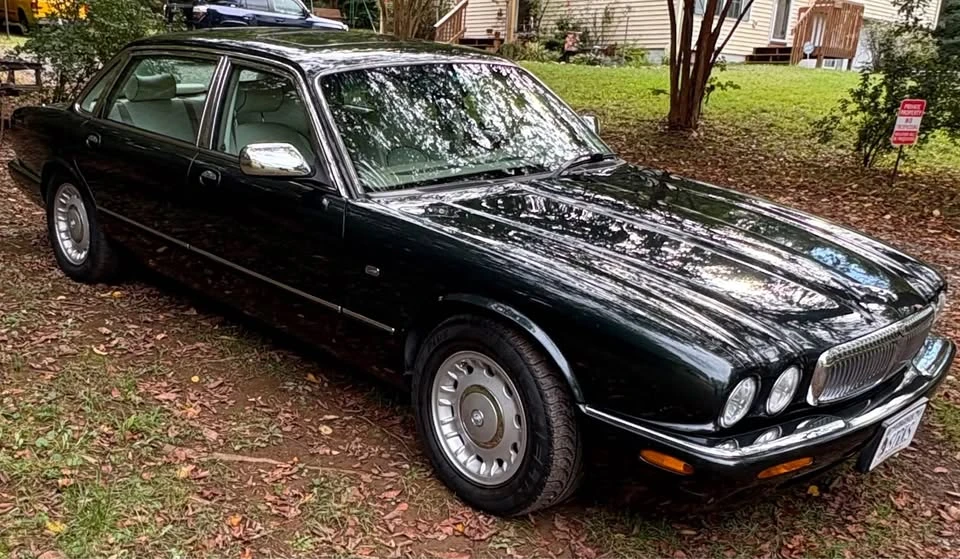 1998 Jaguar X308 XJ - Image 2 of 10