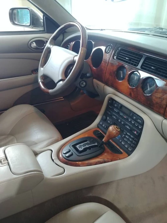 1998 Jaguar X100 XK8 - Image 12 of 12