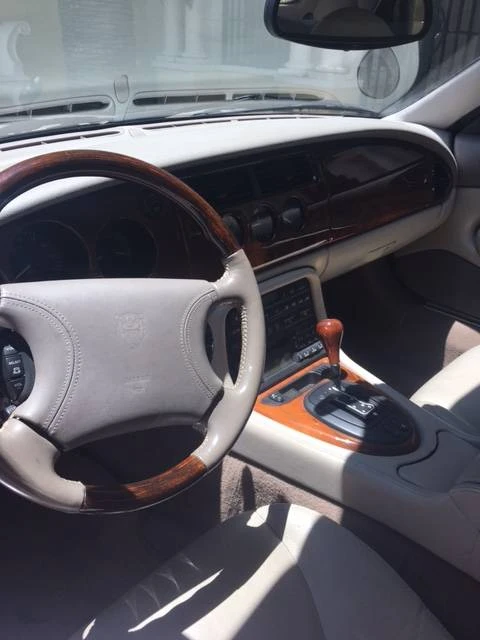 1998 Jaguar X100 XK8 - Image 4 of 11