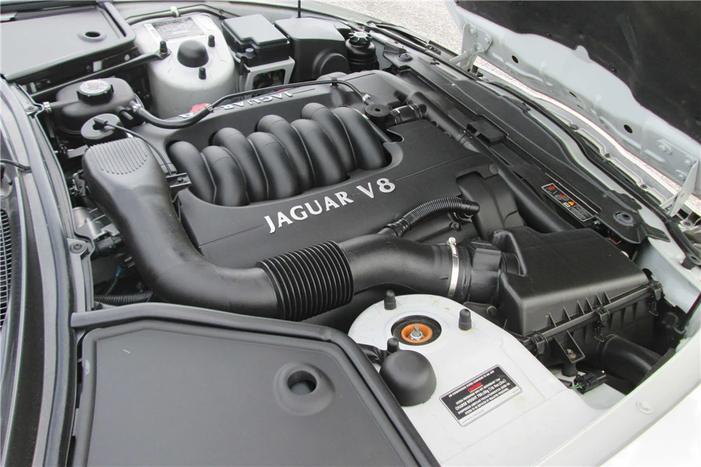 1998 Jaguar X100 XK8 - Image 3 of 5