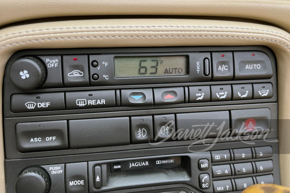 1998 Jaguar X100 XK8 - Image 12 of 20