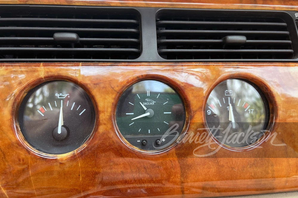 1998 Jaguar X100 XK8 - Image 11 of 20