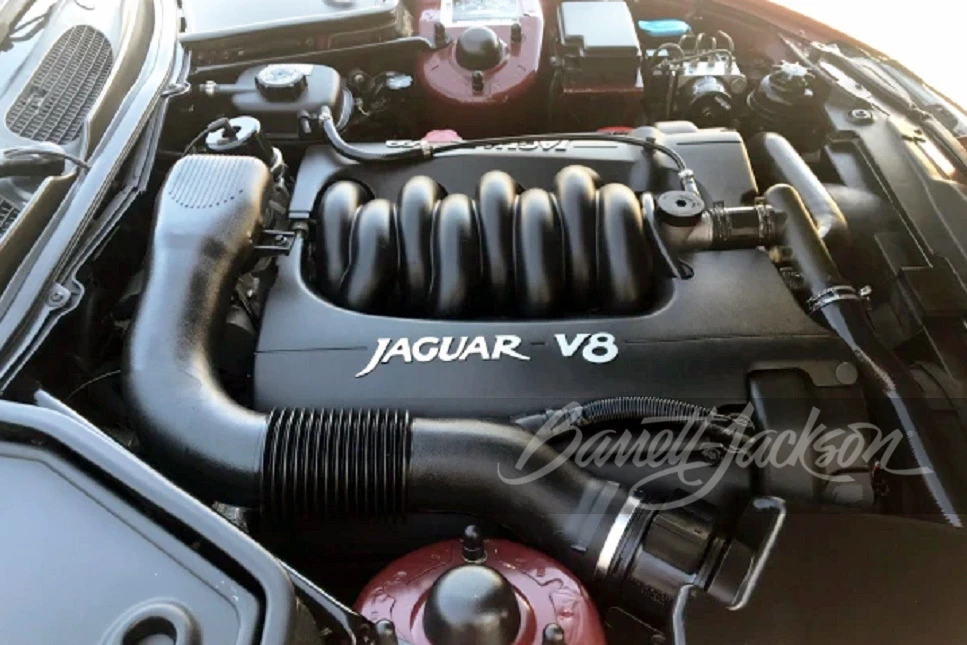 1998 Jaguar X100 XK8 - Image 2 of 15