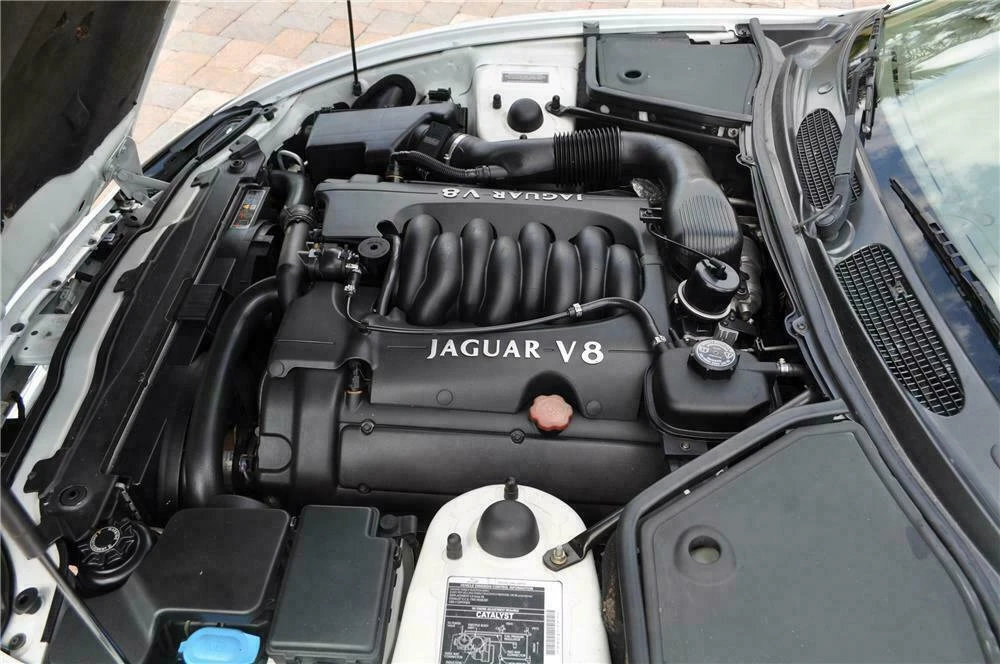 1998 Jaguar X100 XK8 - Image 3 of 5