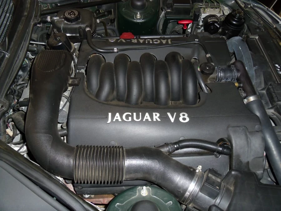 1998 Jaguar X100 XK8 - Image 4 of 9